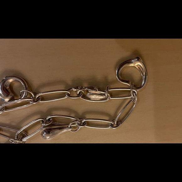 $950 Tiffany & Co Elsa Peretti Charm Bracelet - Picture 7 of 11